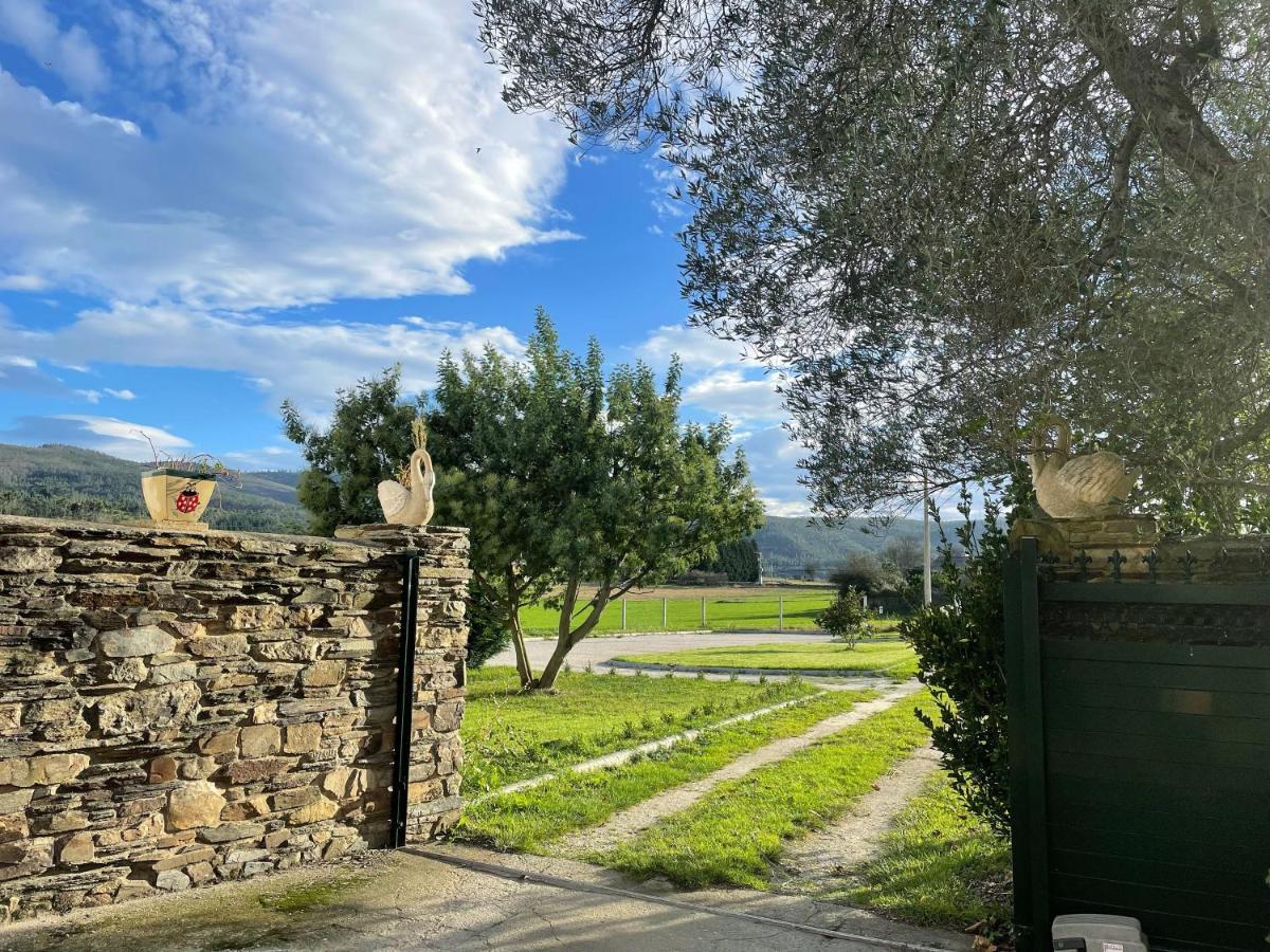 Apartamento Turistico Con Precioso Jardin - Los Gayoles Rural Castropol Exteriör bild